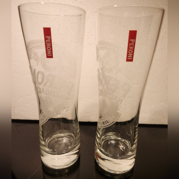 Peroni Italian Beer Set - Picture 2 of 3